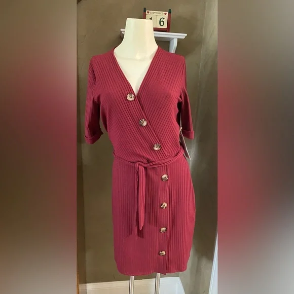 Day To Day Blue Pepper Dresses | Day To Day Blue Pepper Burgundy Faux Button Wrap Midi T- Shirt Dress | Color: Red | Size: S | Recyclelife23's Closet